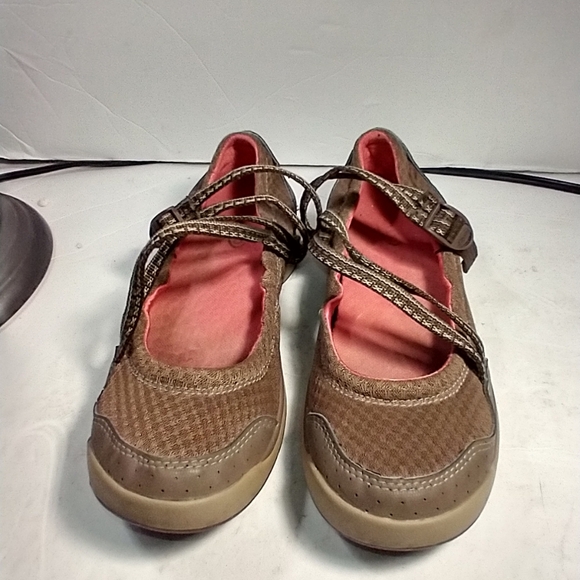Chaco Outcross Brown Slip On Mary Jane Water Outdoor Sport Shoes Women's sz 6. - Picture 3 of 11